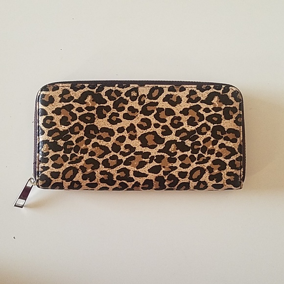 Handbags - Leopard wallet